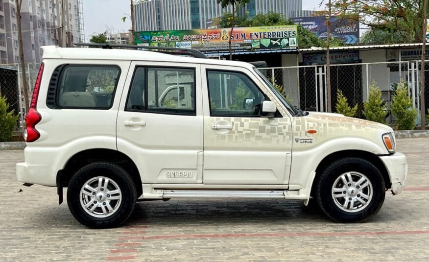 Mahindra Scorpio VLX 2011