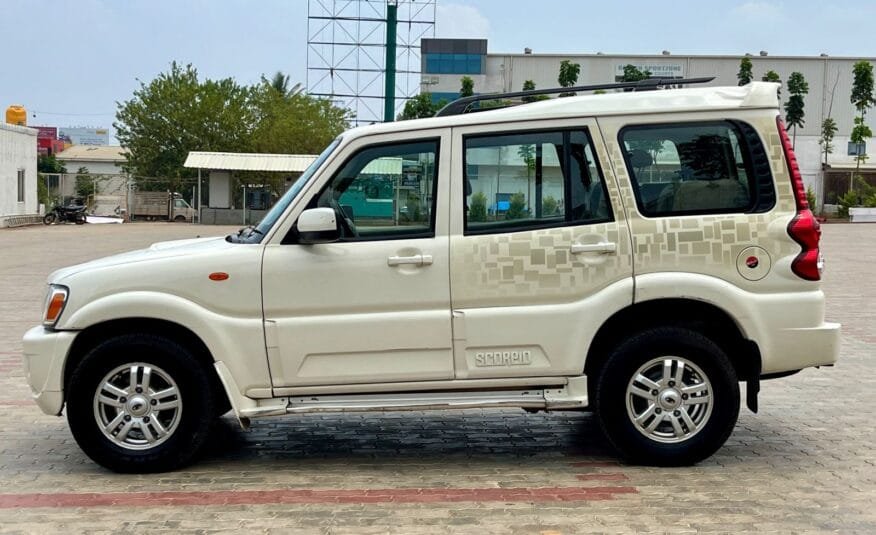 Mahindra Scorpio VLX 2011