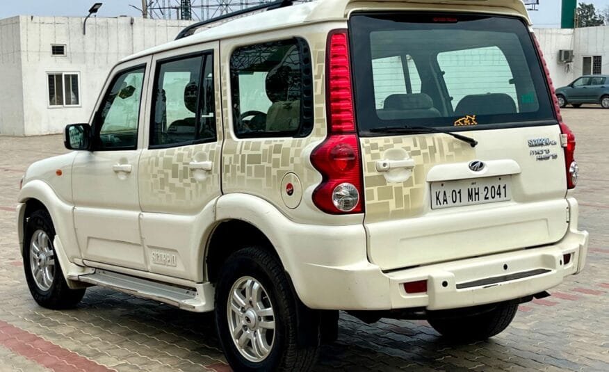 Mahindra Scorpio VLX 2011