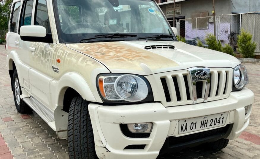 Mahindra Scorpio VLX 2011