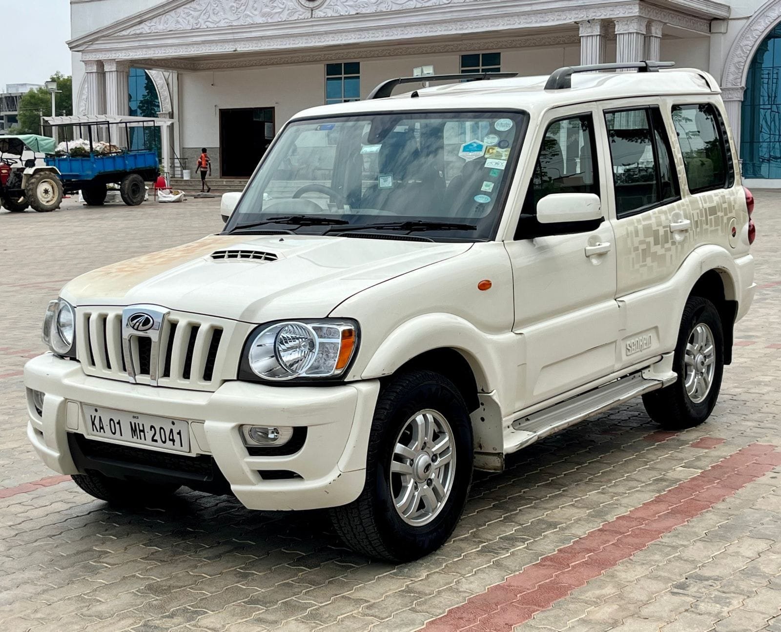 Mahindra Scorpio VLX 2011
