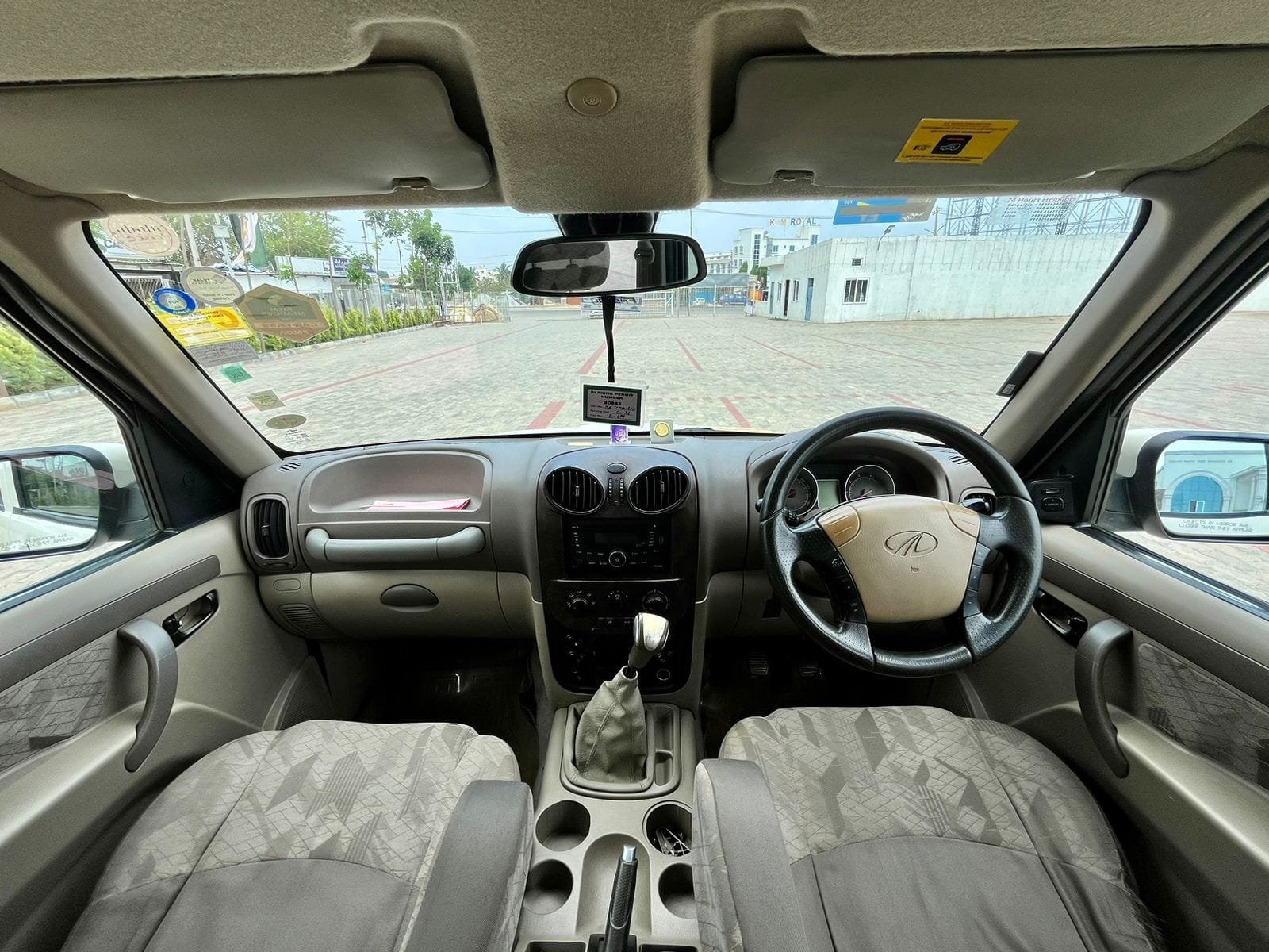Mahindra Scorpio VLX 2011