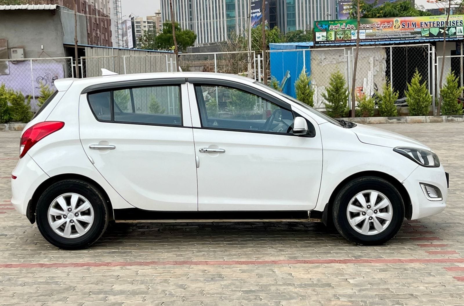 Hyundai i20 ASTA ABS-2014