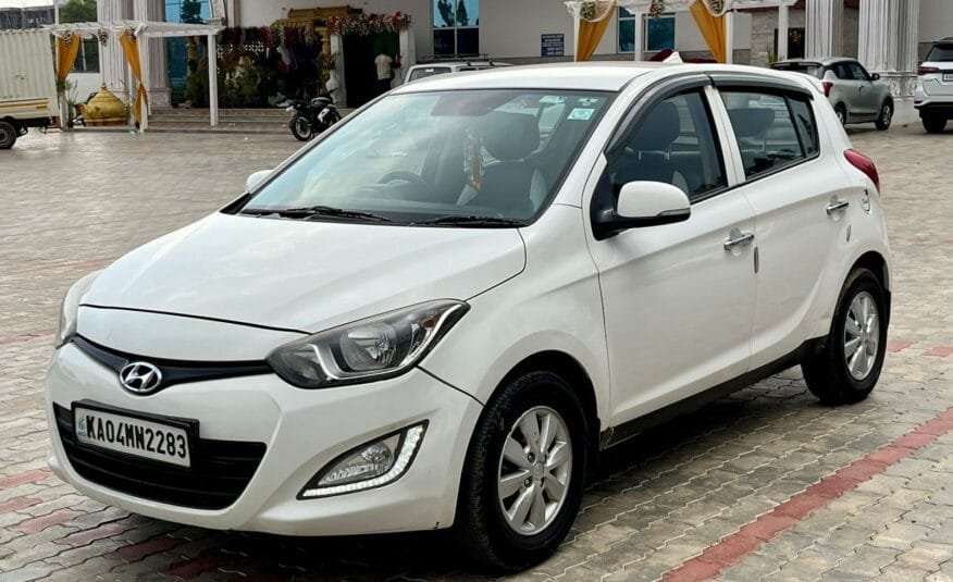 Hyundai i20 ASTA ABS-2014