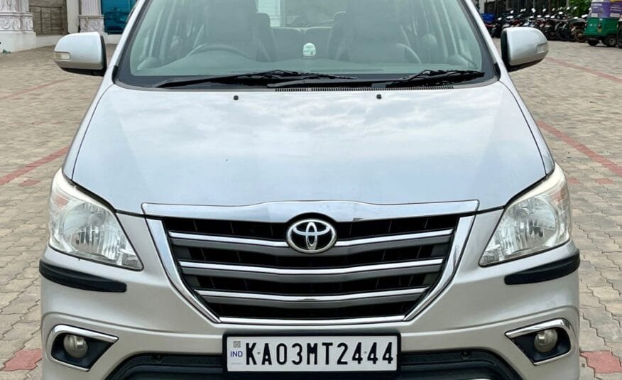 Toyota Innova 2.5 V Diesel