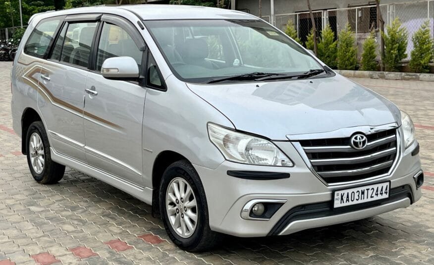 Toyota Innova 2.5 V Diesel