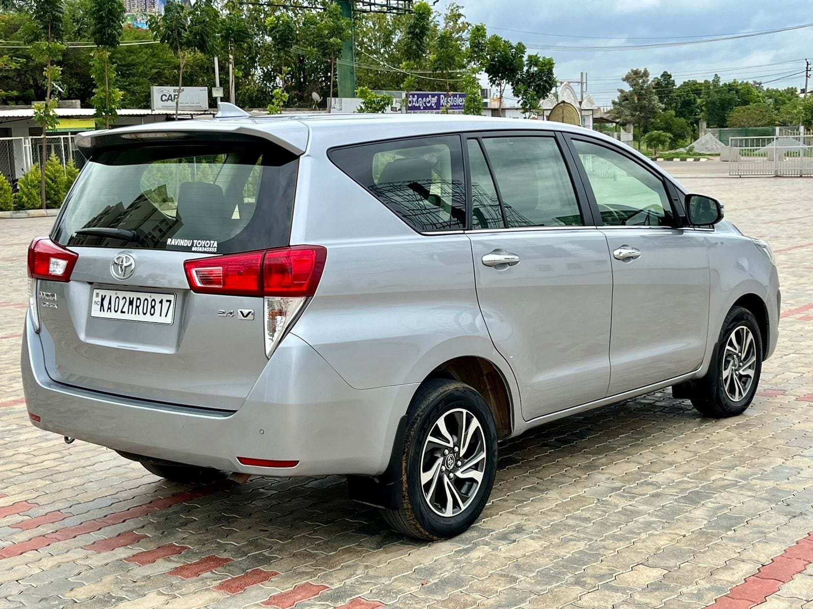 Innova Crysta