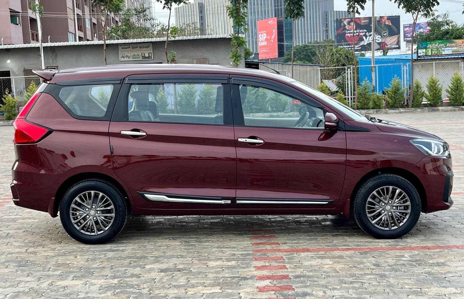 Ertiga Smart Hybrid ZXI+