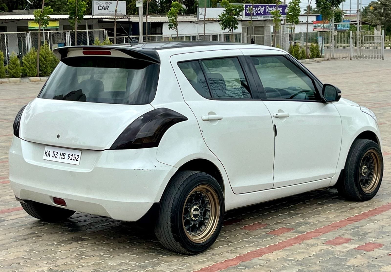 Maruti Suzuki Swift VDI 2014 with Top Features and Great Condition