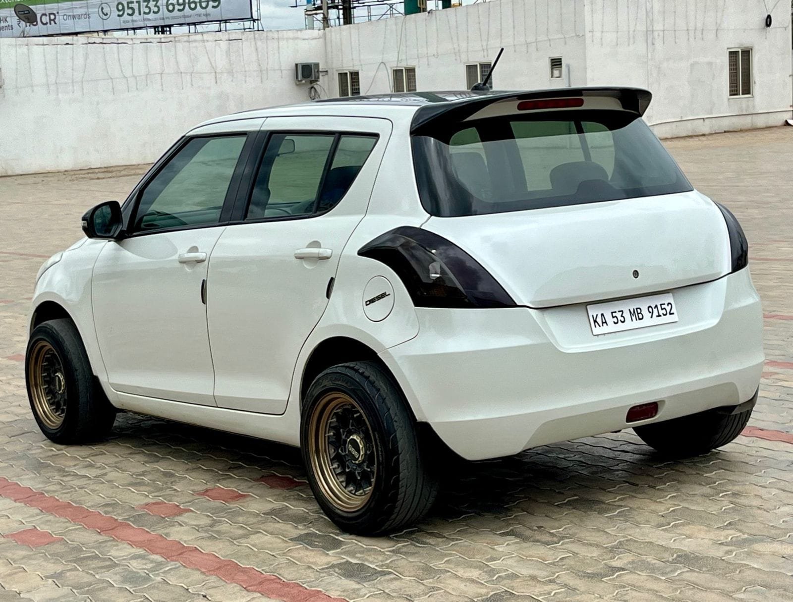 Maruti Suzuki Swift VDI 2014 with Top Features and Great Condition