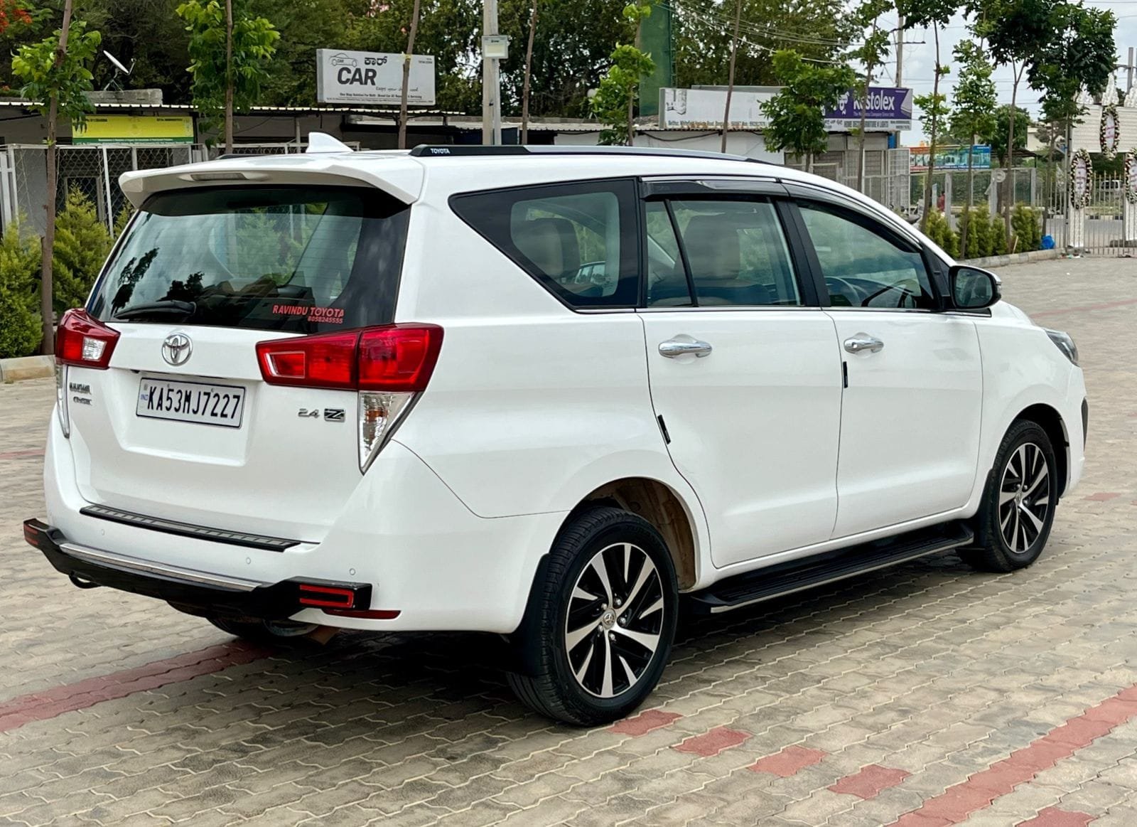 Toyota Innova Crysta 2.4 Z – Excellent Condition