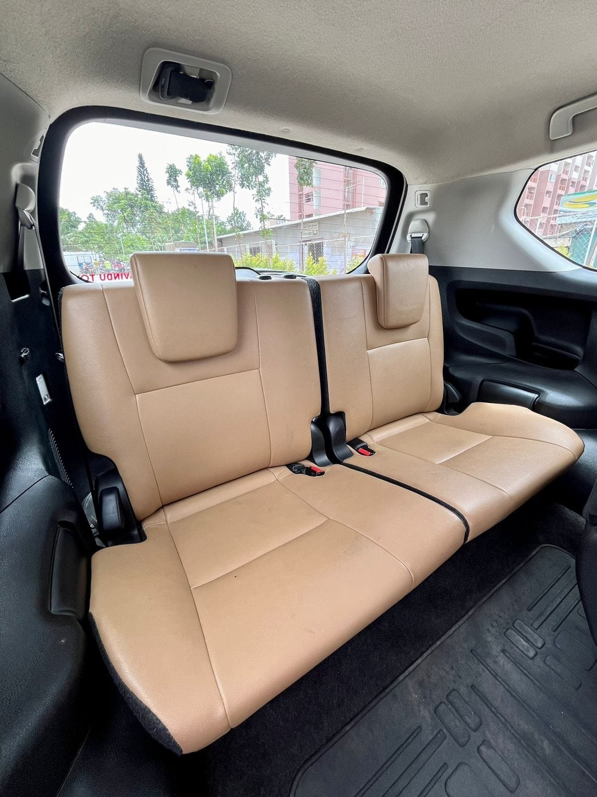 Toyota Innova Crysta 2.4 Z – Excellent Condition