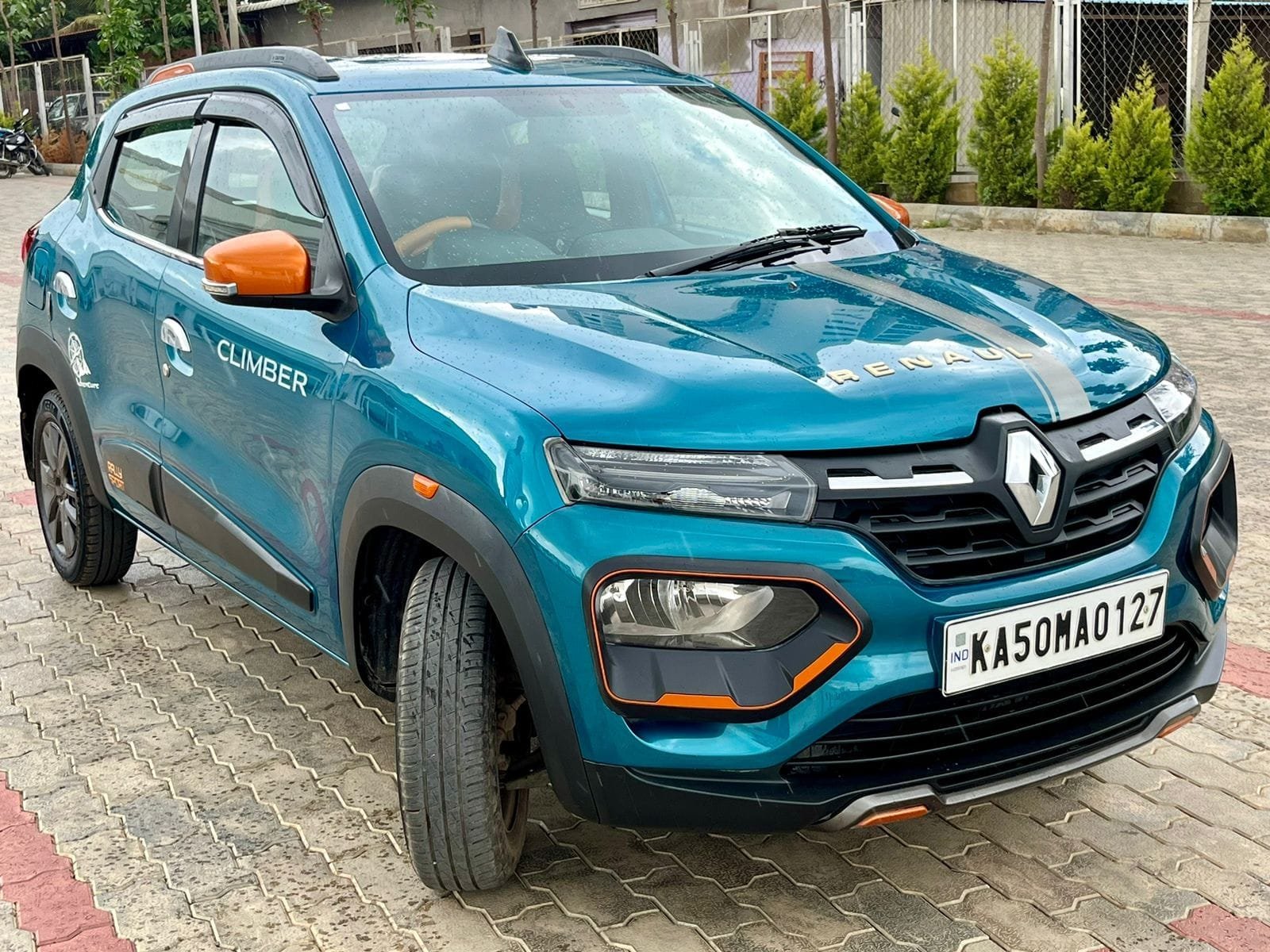 Best – Renault Kwid Climber (O) Automatic – 2019 Model