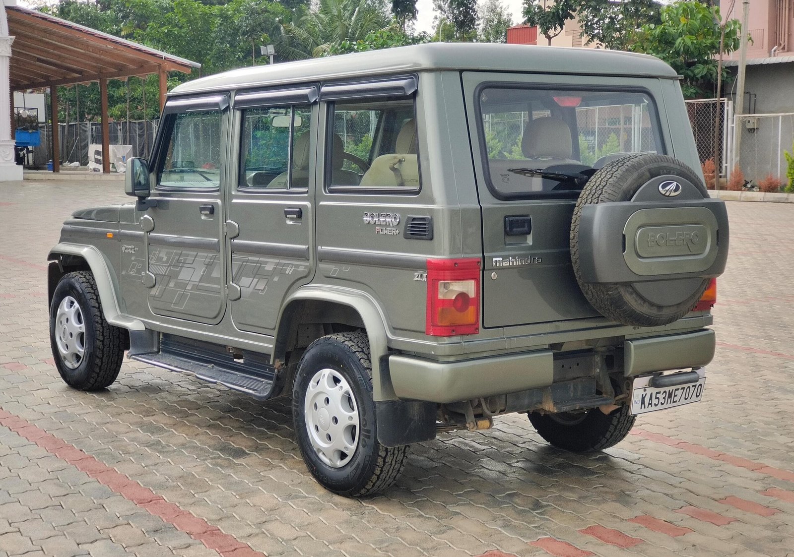 Explore the Reliable Mahindra Bolero Micro Hybrid – 2017 Model
