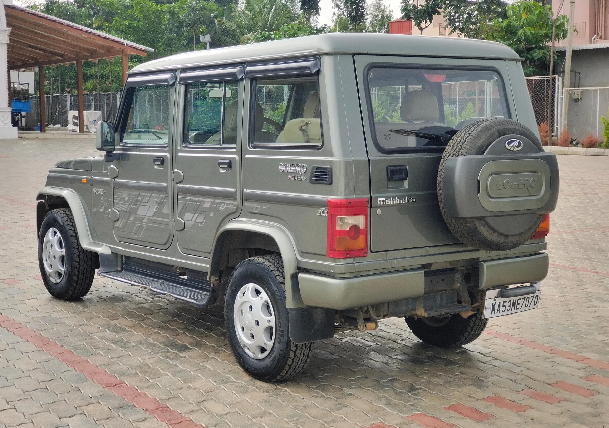 Explore the Reliable Mahindra Bolero Micro Hybrid – 2017 Model