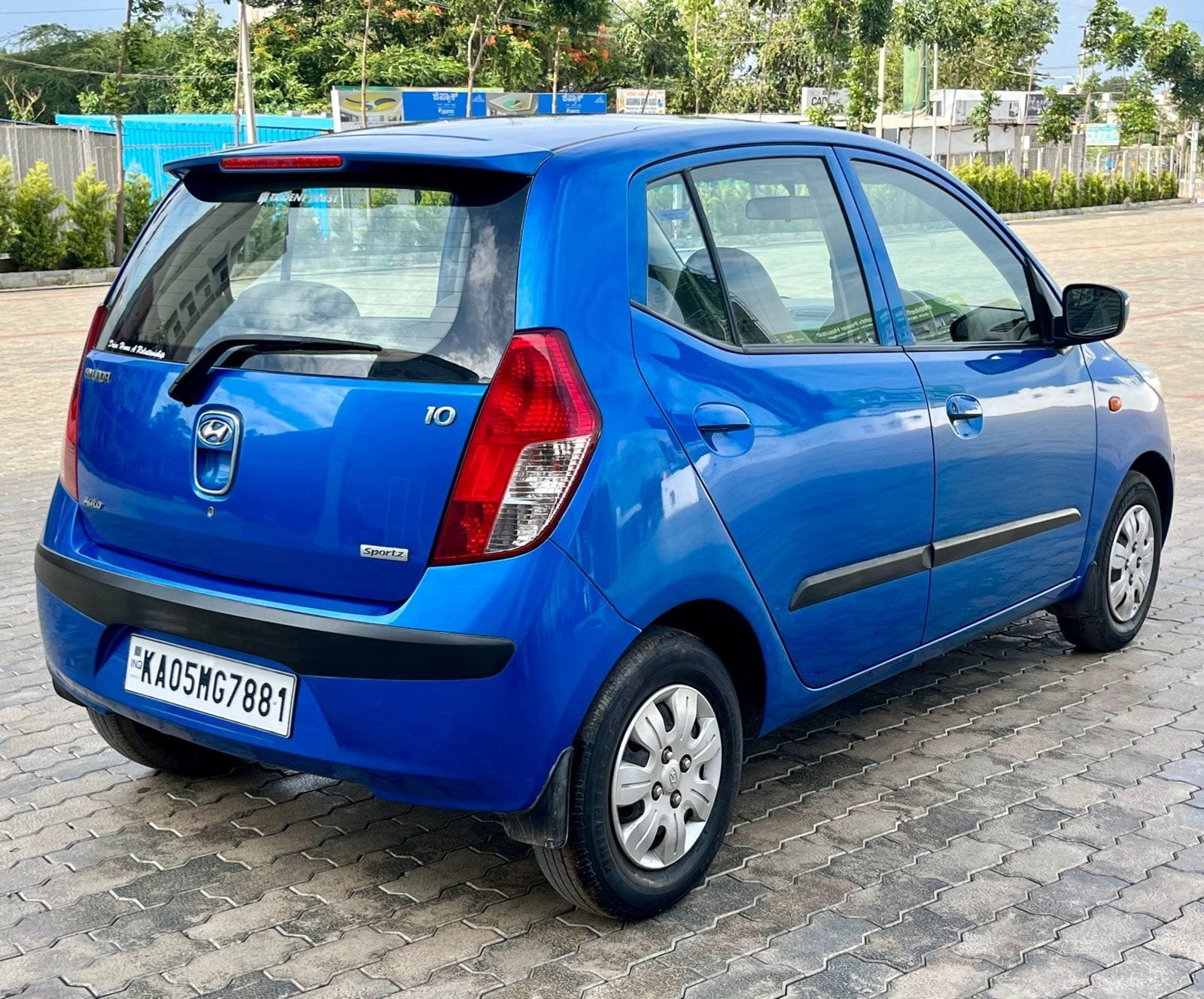 Hyundai i10 Sportz 1.2 AT – 2009 – Explore the Reliable and Comfortable