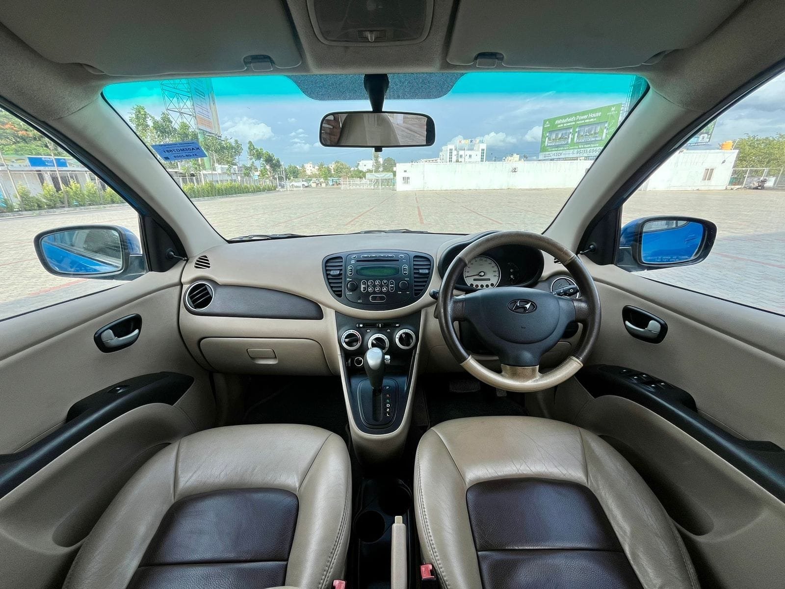 Hyundai i10 Sportz 1.2 AT – 2009 – Explore the Reliable and Comfortable