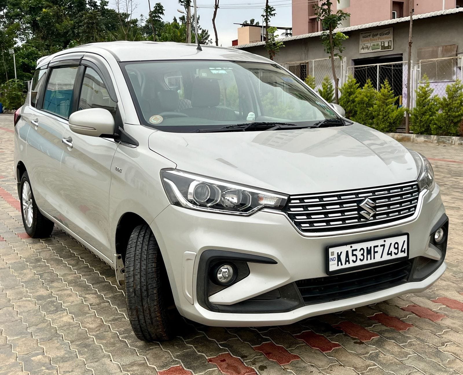 Maruti Suzuki Ertiga ZDI Smart Hybrid 2019 – Excellent Condition