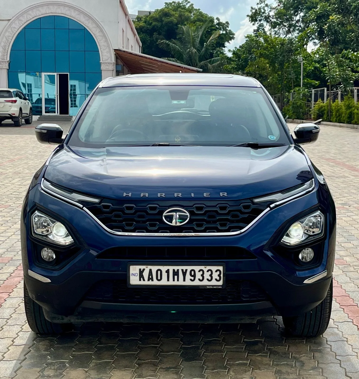Tata Harrier XZA+