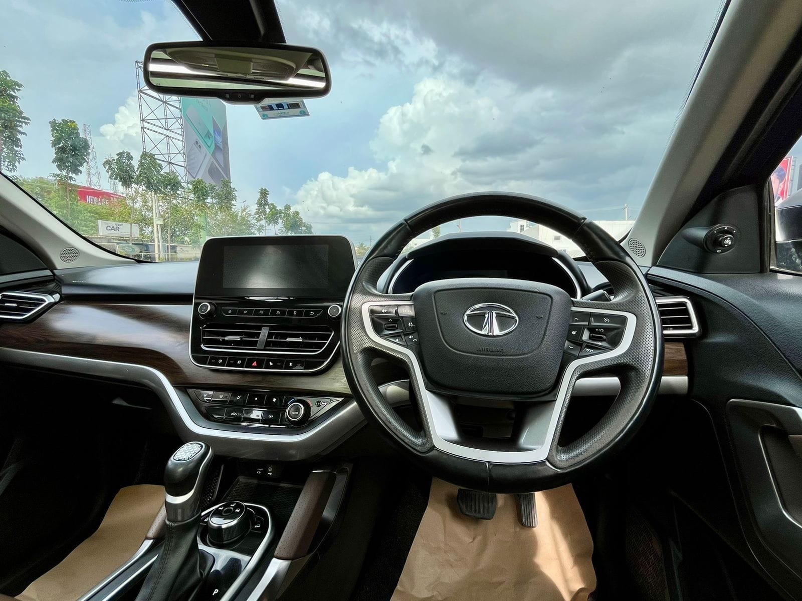 Excellent Condition 2022 Tata Harrier XZA+ Automatic