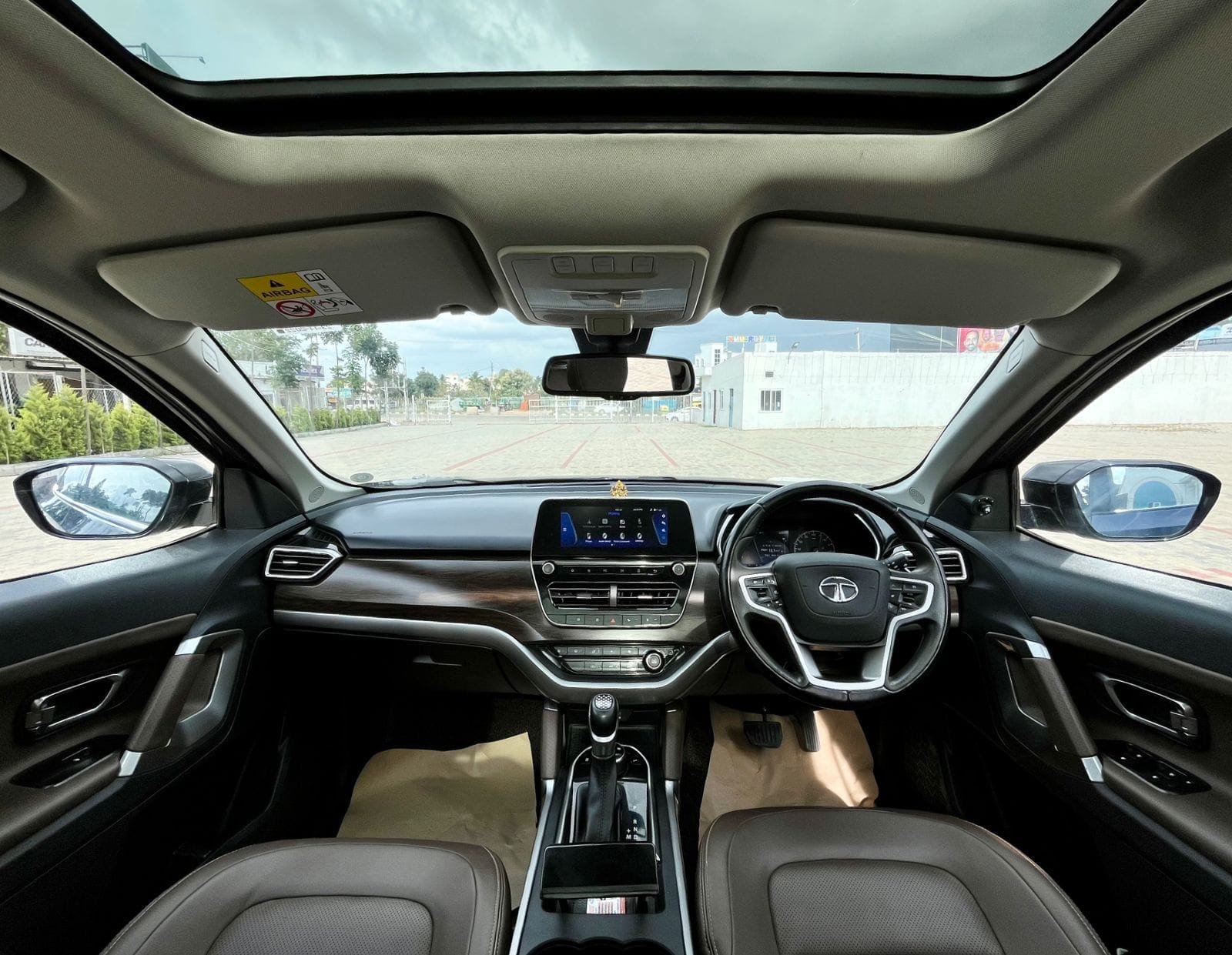 Excellent Condition 2022 Tata Harrier XZA+ Automatic