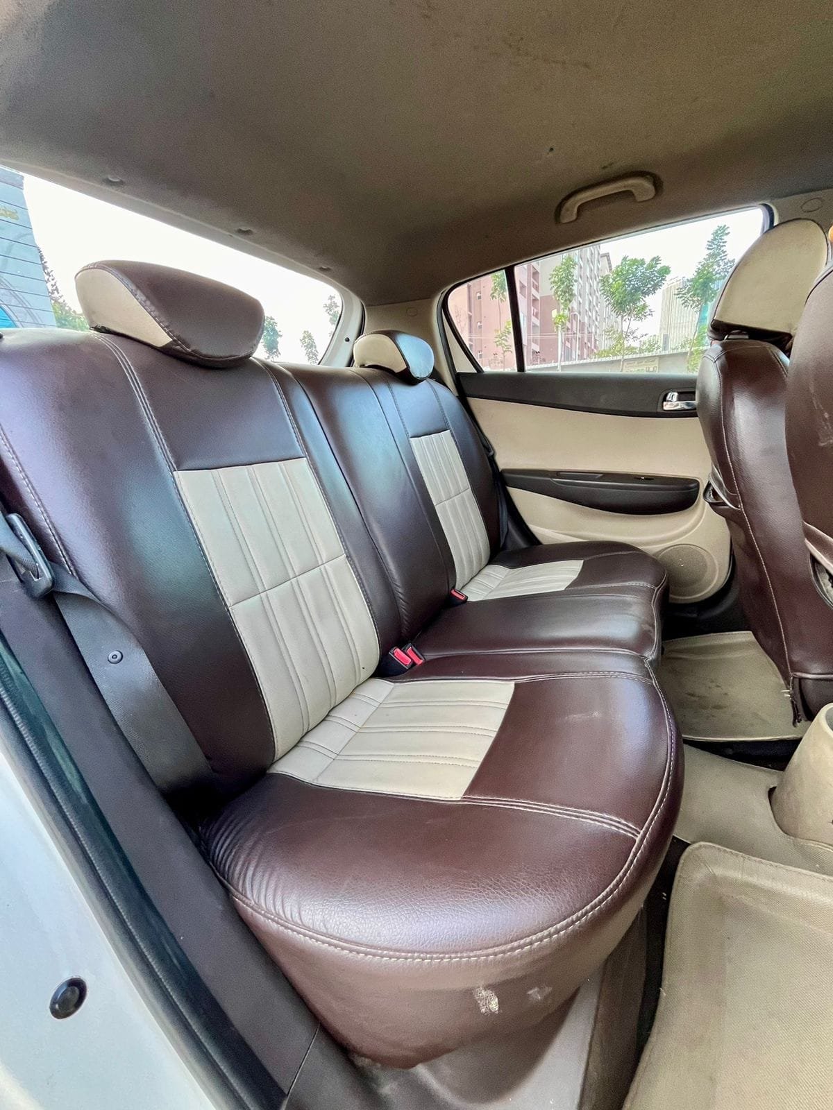 Hyundai i20 Sportz 1.2 MT: A Reliable and Well-Maintained Companion