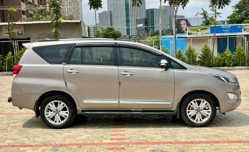 Toyota Innova Crysta 2.8 Z – Automatic – Excellent Condition