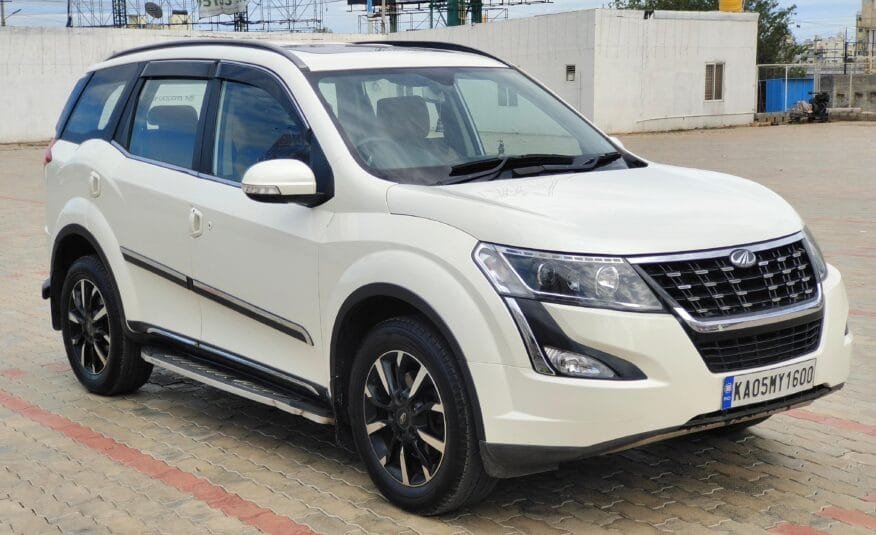 Mahindra XUV500 W11 AT – 2018 – Top Class