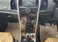 Mahindra XUV500 W11 AT – 2018 – Top Class