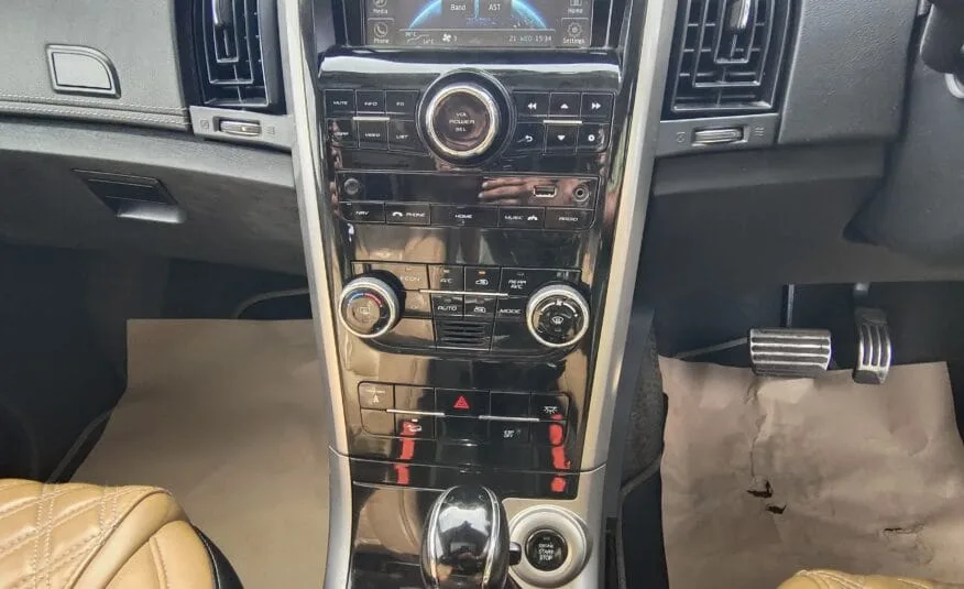 Mahindra XUV500 W11 AT – 2018 – Top Class
