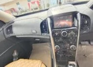 Mahindra XUV500 W11