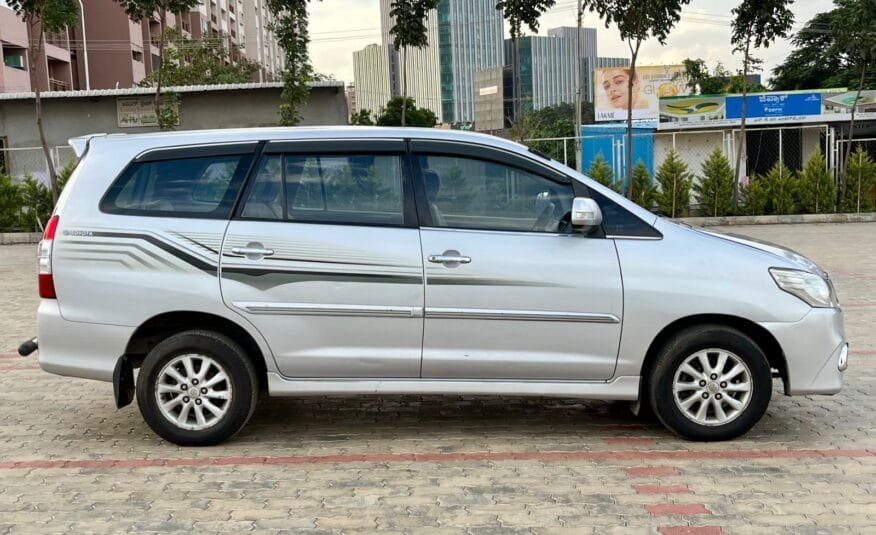 Excellent Condition 2012 Toyota Innova 2.5 V Diesel