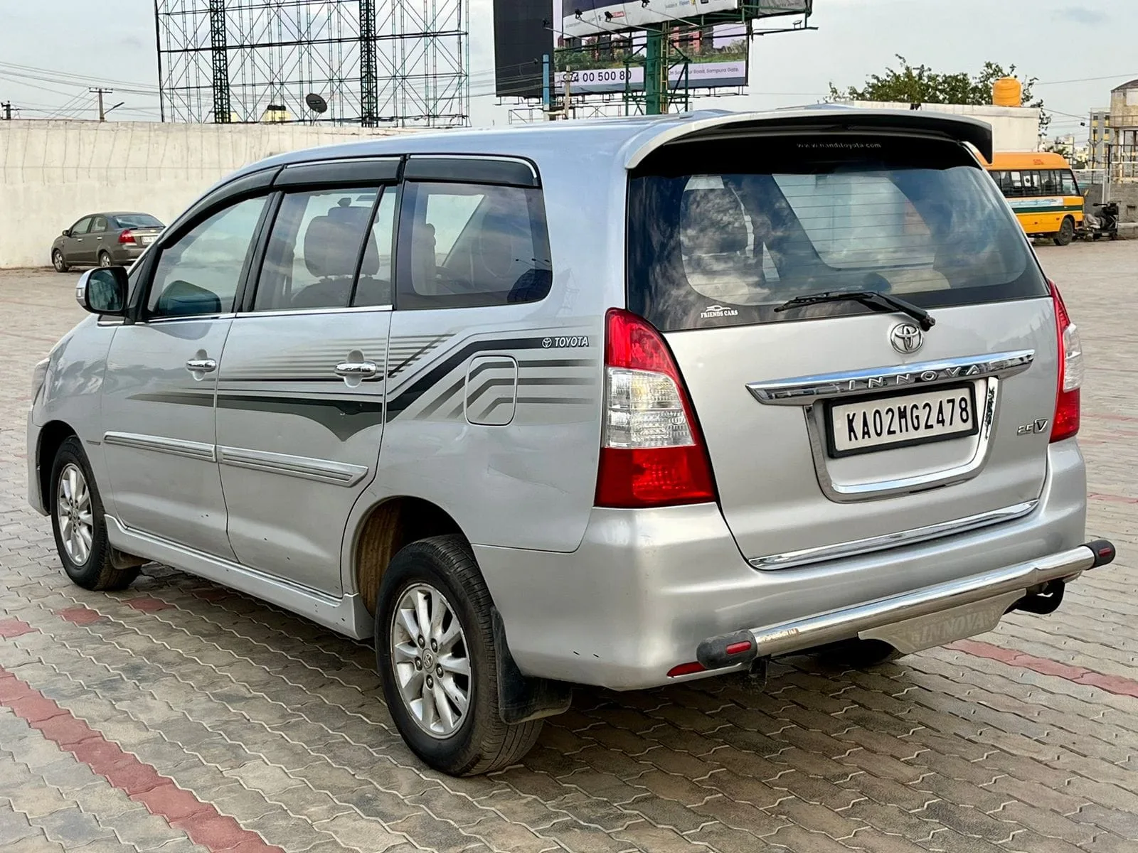 Excellent Condition 2012 Toyota Innova 2.5 V Diesel