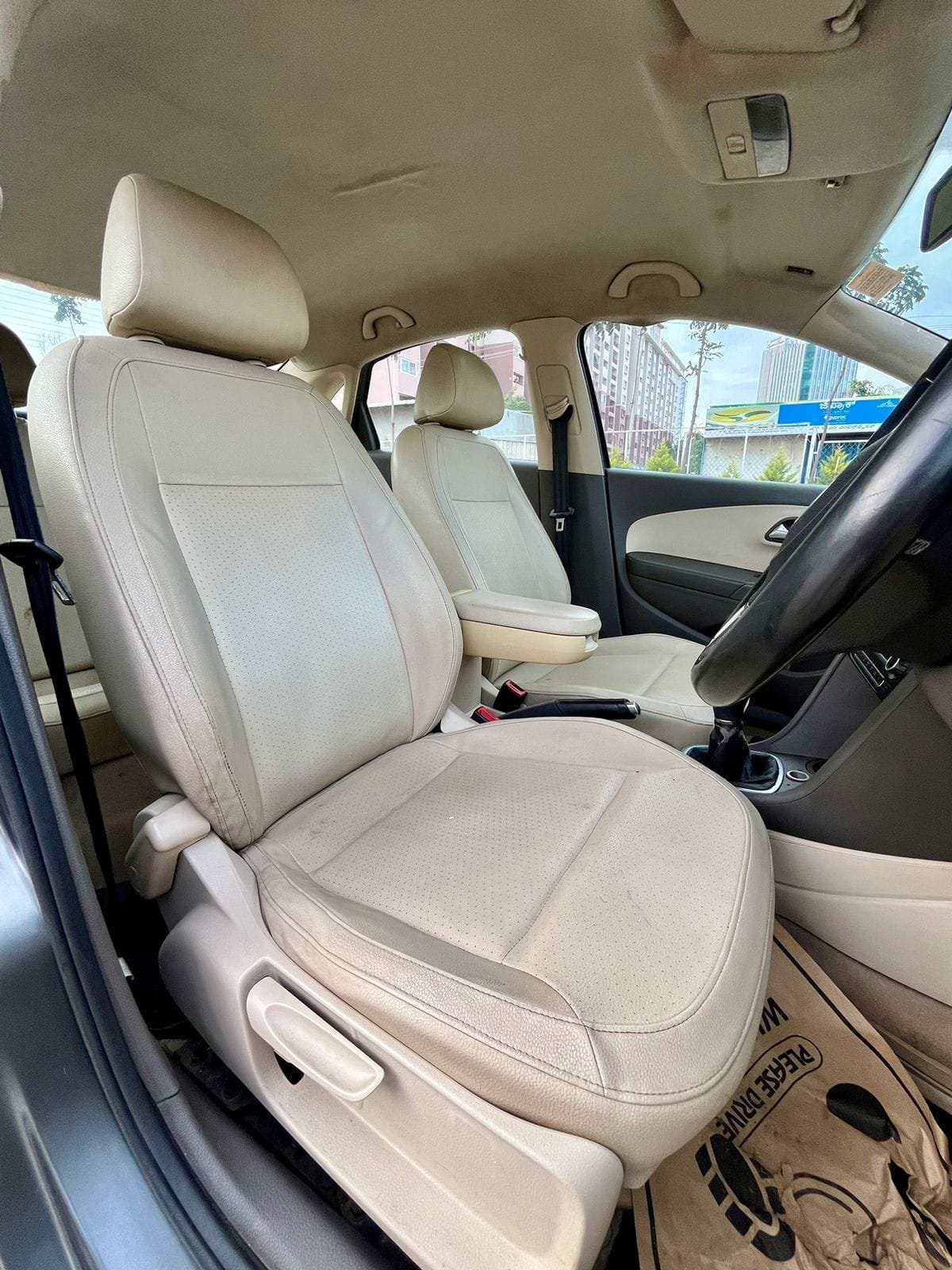 Volkswagen Vento 1.6 Highline MT – Top Class