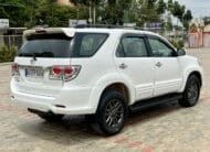 Toyota Fortuner 3.0L 4×4 – Powerful SUV with Reliable Performance