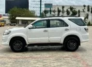 Toyota Fortuner 3.0L 4×4 – Powerful SUV with Reliable Performance
