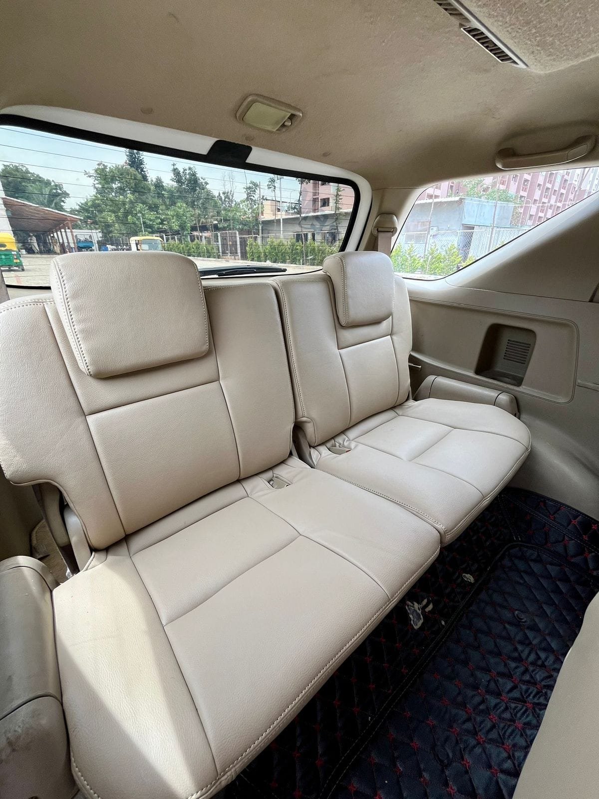 Toyota Fortuner 3.0L 4×4 – Powerful SUV with Reliable Performance