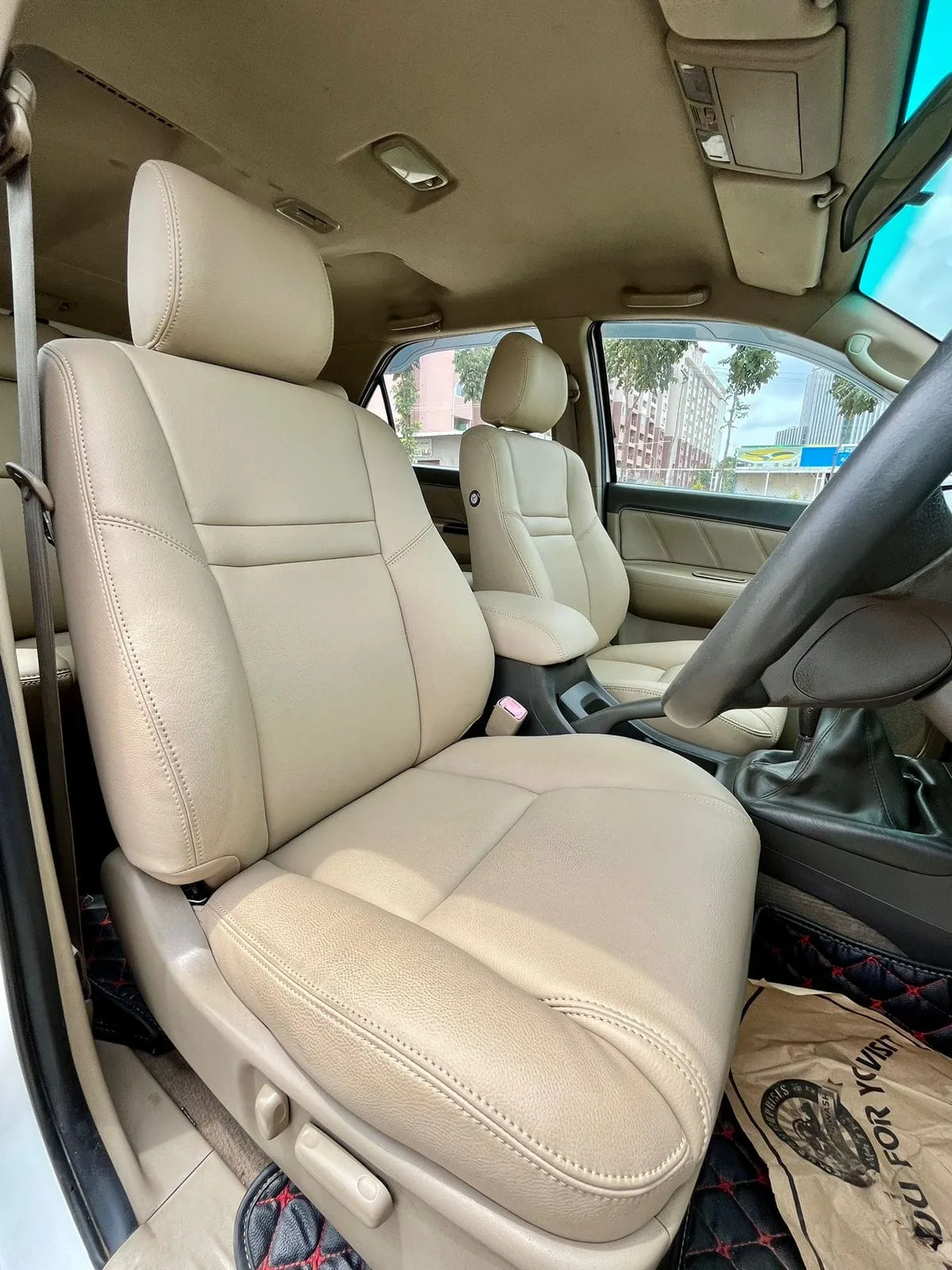 Toyota Fortuner 3.0L 4×4 – Powerful SUV with Reliable Performance