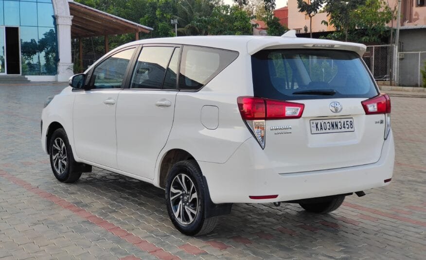 Toyota Innova Crysta 2.4G, 2022, Excellent Condition