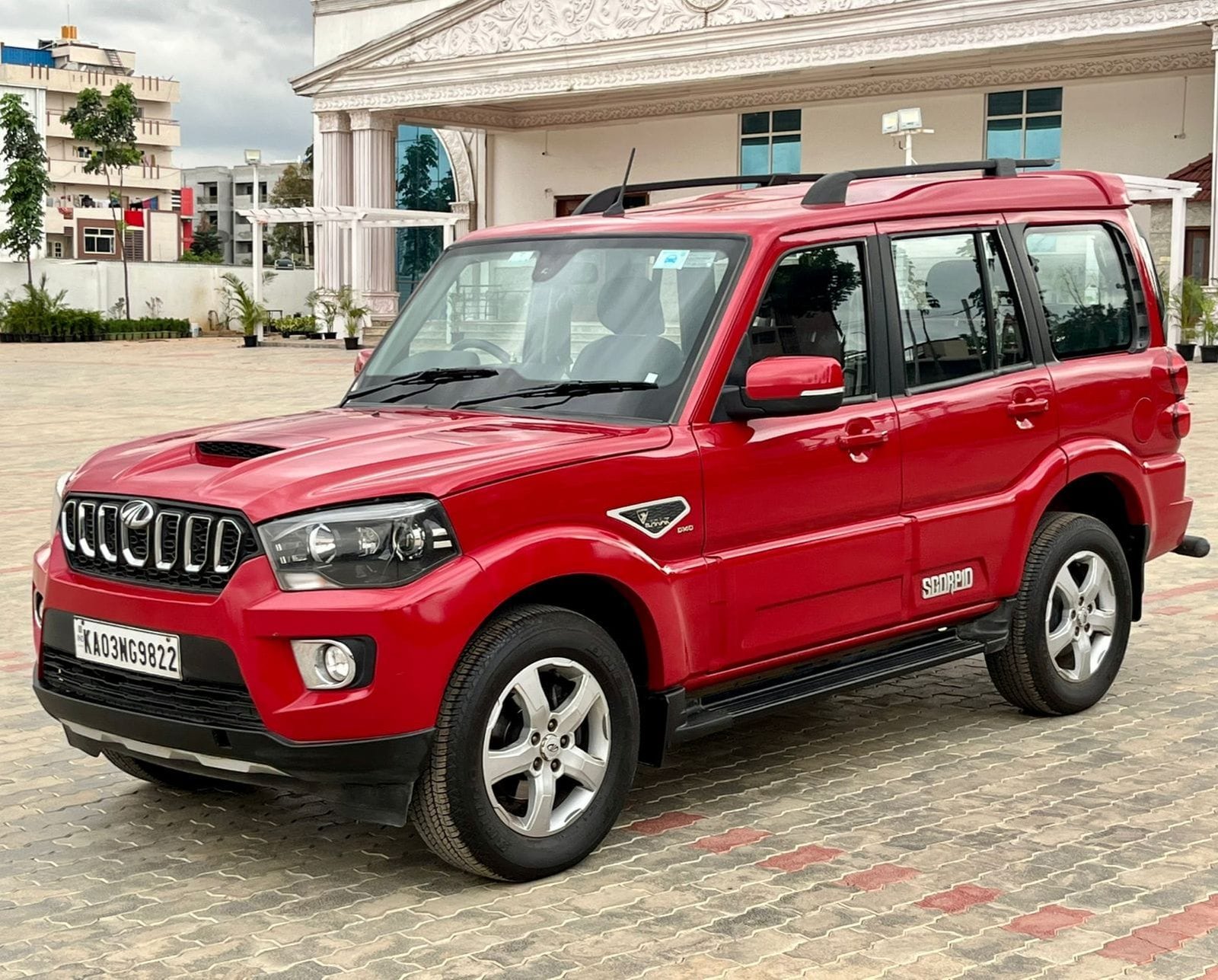Excellent Condition 2020 Mahindra Scorpio S11 Diesel