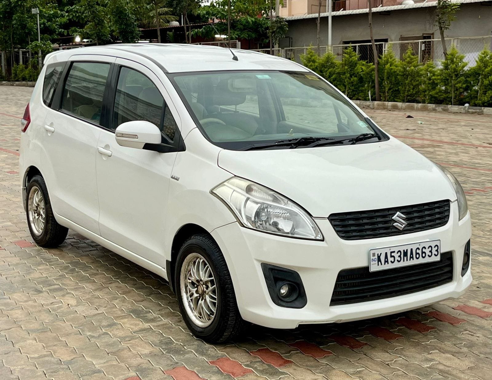 Maruti Ertiga ZDI 2013 – Diesel, Top Selling Excellent Car