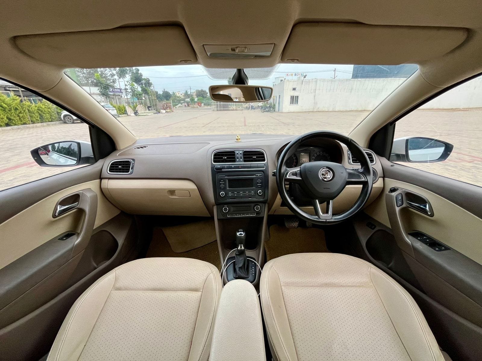 Skoda Rapid Style Plus 1.5 TDI AT – Top Selling Car