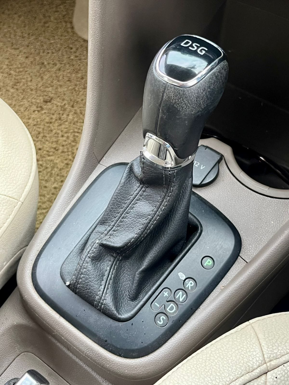 Skoda Rapid Style Plus 1.5 TDI AT – Top Selling Car