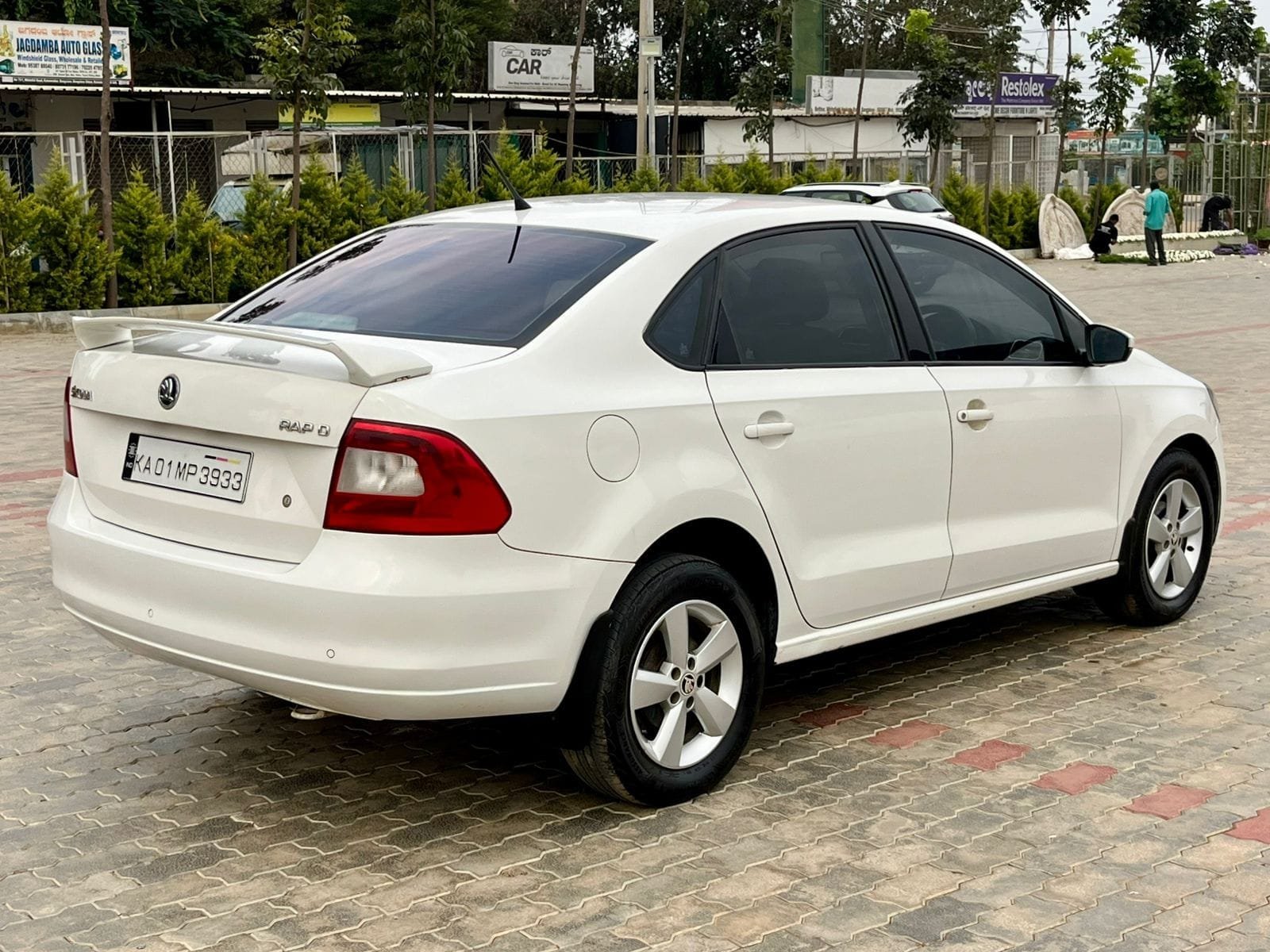 Skoda Rapid Style Plus 1.5 TDI AT – Top Selling Car