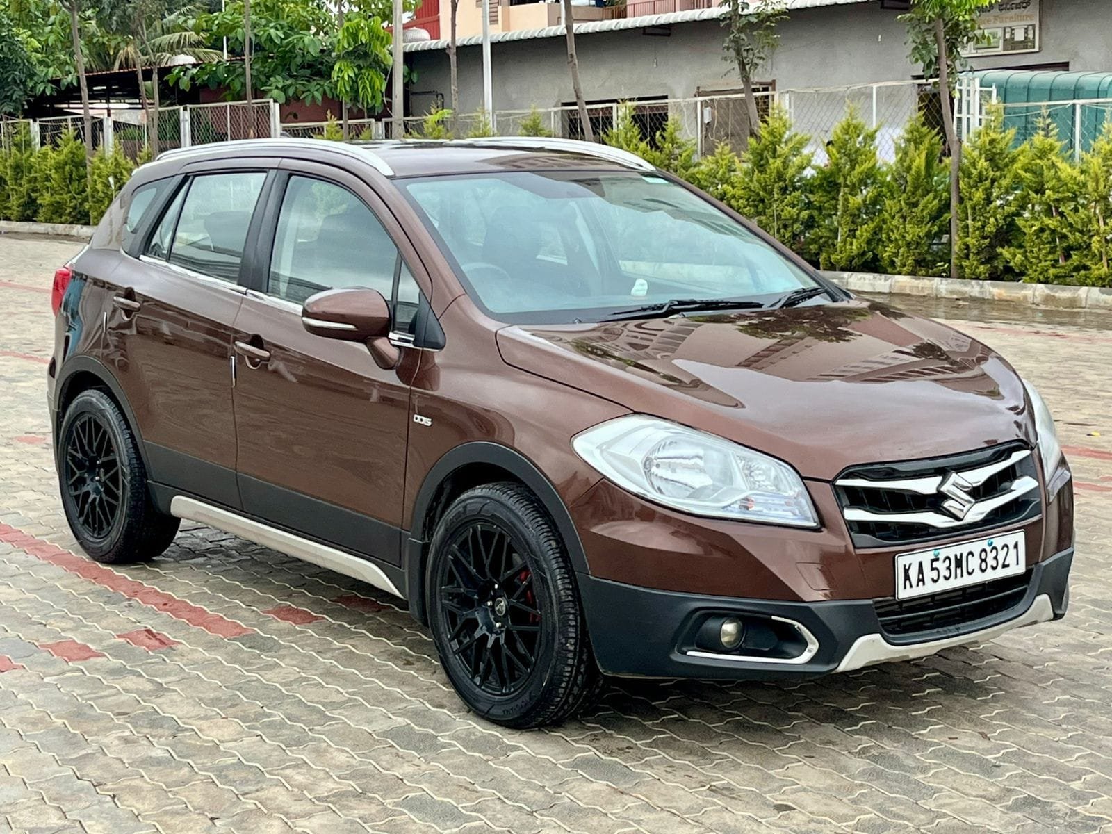 Maruti Suzuki S-Cross 1.6L : Powerful, Reliable