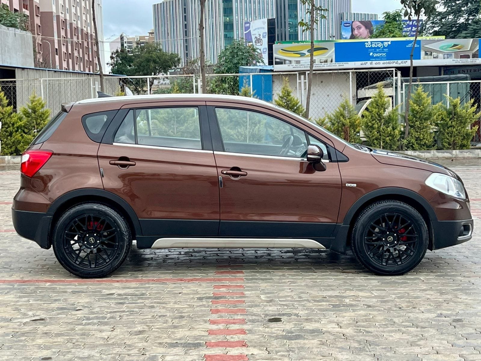 Maruti Suzuki S-Cross 1.6L : Powerful, Reliable