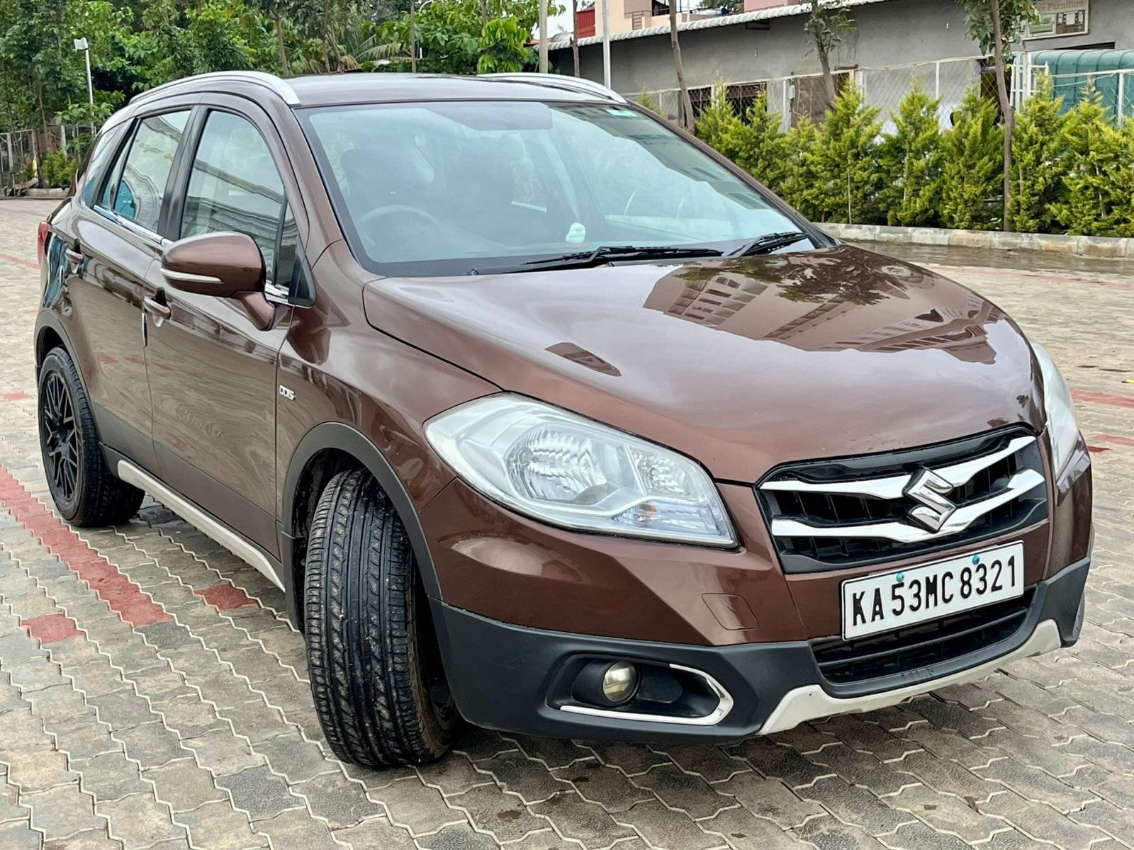 Maruti Suzuki S-Cross 1.6L : Powerful, Reliable