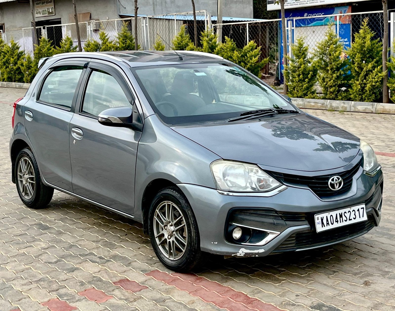 Toyota Etios Liva VX 2016 – Top Selling Car