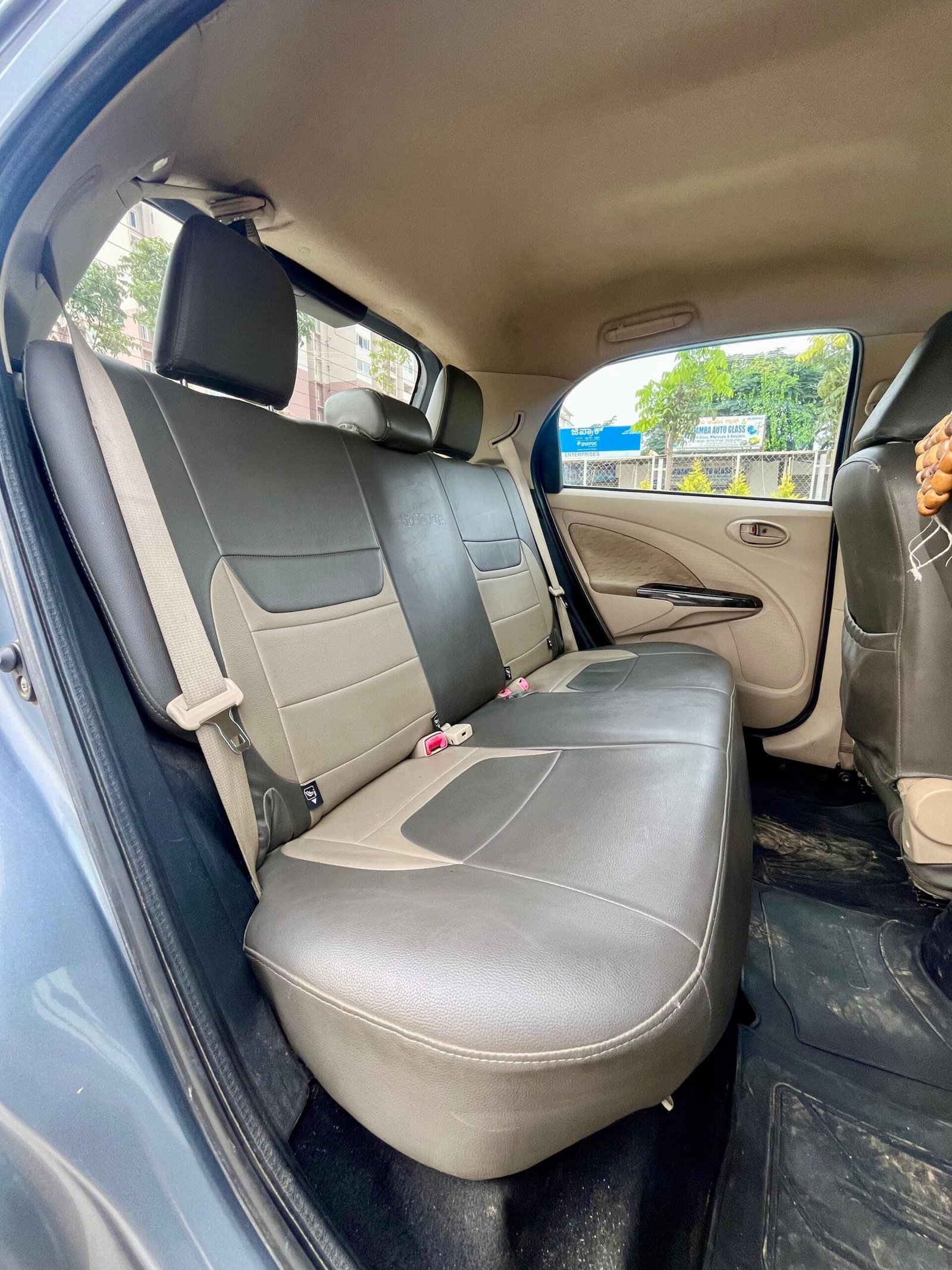 Toyota Etios Liva VX 2016 – Top Selling Car