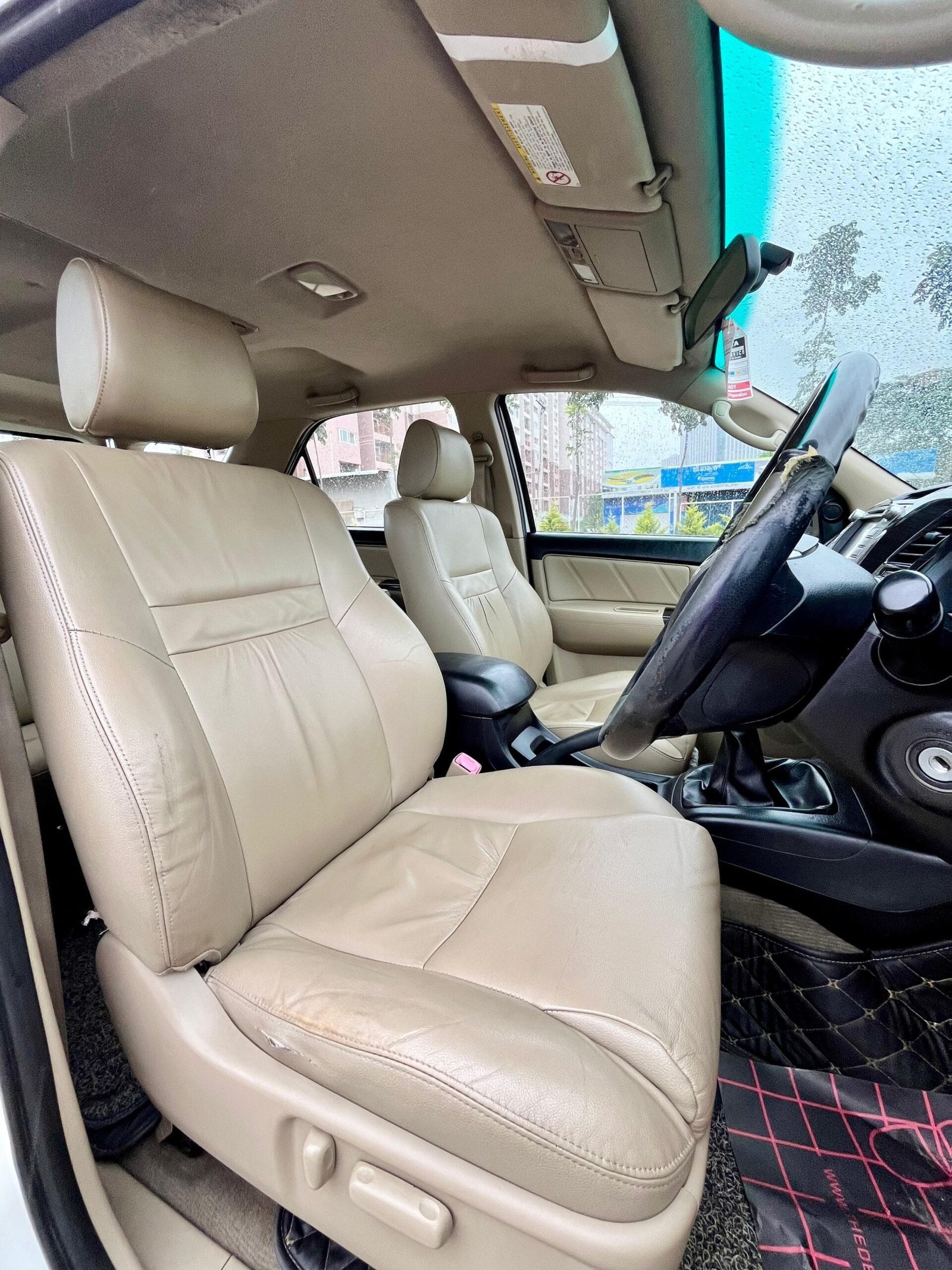 Toyota Fortuner 2WD MT (2014) – Reliable & Spacious